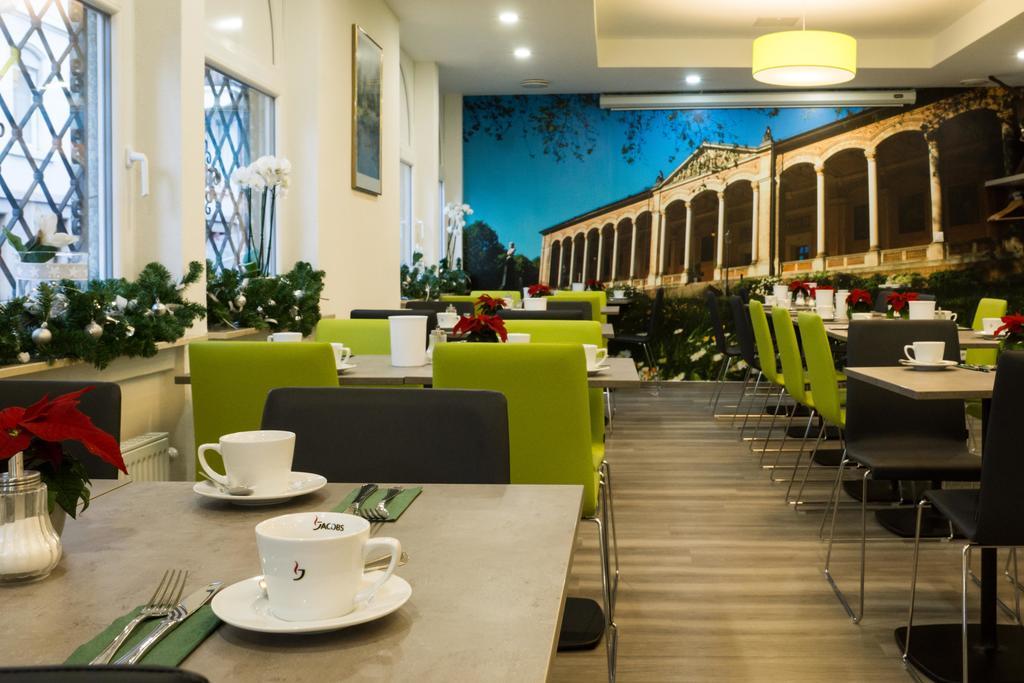 Hotel Loehr Μπάντεν-Μπάντεν Εξωτερικό φωτογραφία