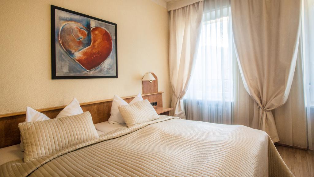 Hotel Loehr Μπάντεν-Μπάντεν Εξωτερικό φωτογραφία